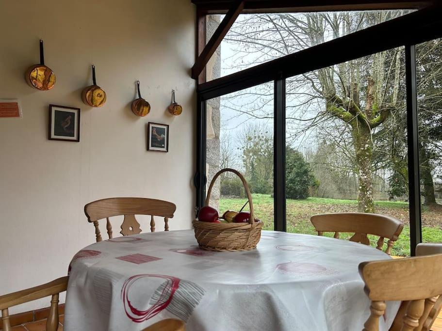 Maison Paisible Avec Lac Prive Secondigny エクステリア 写真
