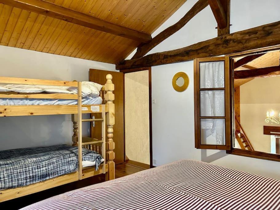 Maison Paisible Avec Lac Prive Secondigny エクステリア 写真